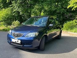 Blau Gebraucht 2004 Mazda 2 Kleinwagen | 1.199 € (Teuer)