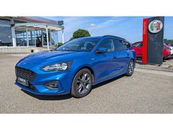 Blau Gebraucht 2020 Ford Focus Kombi | 15.990 € (Fairer Preis)
