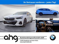 Weiß Neu 2025 BMW 520 Efficient Dynamics Kombi | 63.990 € (Superpreis)