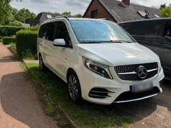 Weiß Gebraucht 2015 Mercedes V250 AMG Van / Kleinbus | 33.500 € (Teuer)