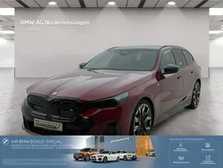 Rot Gebraucht 2024 BMW i5 Comfort Edition Limousine | 79.907 € (Fairer Preis)