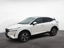 Brilliant white (m) (metallic) Gebraucht 2022 Nissan Qashqai N-Connecta SUV | 28.917 €