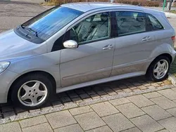 Gebraucht 2005 Mercedes B180 Van / Kleinbus | 1.999 € (Guter Preis)