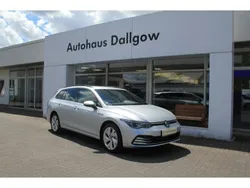 Silber Gebraucht 2023 VW Golf VIII Style Kombi | 29.900 € (Fairer Preis)