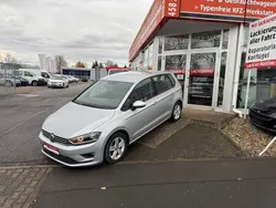 Silber Gebraucht 2014 VW Golf Sportsvan Comfortline Van / Kleinbus | 11.999 € (Etwas zu teuer)