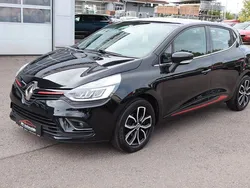 Schwarz Gebraucht 2017 Renault Clio IV Intens Limousine | 8.850 € (Fairer Preis)