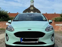 Grün Gebraucht 2017 Ford Fiesta Cool & Connect Kleinwagen | 10.500 € (Fairer Preis)