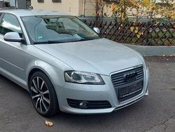 Silber Gebraucht 2010 Audi A3 Ambiente Limousine | 6.150 € (Fairer Preis)