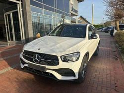 Polarweiss unilack Gebraucht 2019 Mercedes 200 AMG SUV | 33.990 € (Etwas zu teuer)
