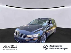 Schwarz (deep black perleffekt) Gebraucht 2022 VW Passat GTE Kombi | 25.940 € (Fairer Preis)