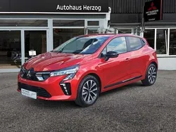 Rot Neu 2025 Mitsubishi Colt Plus Limousine | 20.690 € (Etwas zu teuer)