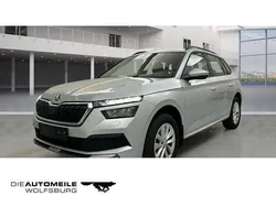 Brilliantsilber metallic Gebraucht 2024 Skoda Kamiq Ambition SUV | 22.880 € (Fairer Preis)