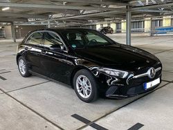 Schwarz Gebraucht 2019 Mercedes A200 Style Limousine | 21.150 € (Etwas zu teuer)