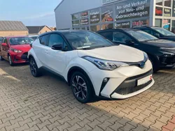 Weiß Gebraucht 2023 Toyota C-HR Team SUV | 35.700 € (Teuer)