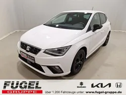 "candy" weiss Gebraucht 2024 Seat Ibiza Black Edition Limousine | 17.499 € (Superpreis)