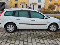 Weiß Gebraucht 2009 Renault Mégane GrandTour Kombi | 1.400 € (Superpreis)