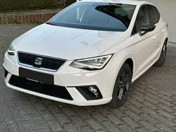 Weiß Gebraucht 2017 Seat Ibiza XCELLENCE Kleinwagen | 12.600 € (Fairer Preis)
