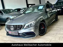 Grau Gebraucht 2019 Mercedes C63S AMG AMG Limousine | 52.490 € (Fairer Preis)
