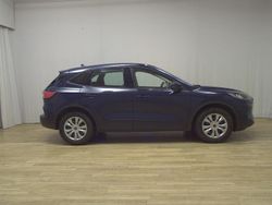 Blau Gebraucht 2021 Ford Kuga Cool & Connect SUV | 19.380 € (Superpreis)