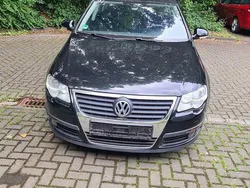 Schwarz Gebraucht 2009 VW Passat Kombi | 1.700 € (Superpreis)