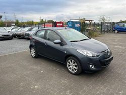 Metropolitan grey Gebraucht 2011 Mazda 2 Center-Line Limousine | 7.250 € (Teuer)