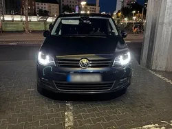 Blau Gebraucht 2017 VW Sharan Van / Kleinbus | 19.899 € (Fairer Preis)