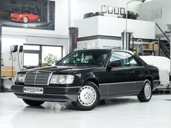 Schwarz Gebraucht 1988 Mercedes 230 Coupé | 16.890 €