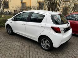 Weiß Gebraucht 2016 Toyota Yaris Kleinwagen | 10.900 € (Fairer Preis)