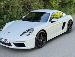 Grau Gebraucht 2018 Porsche 718 Cayman Coupé | 54.718 € (Teuer)