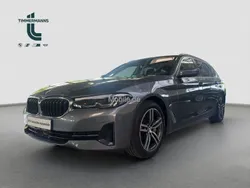 Blau Gebraucht 2021 BMW 530 Kombi | 31.380 € (Guter Preis)
