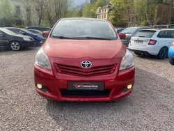 Rot Gebraucht 2009 Toyota Verso Multidrive S Van / Kleinbus | 3.999 € (Superpreis)