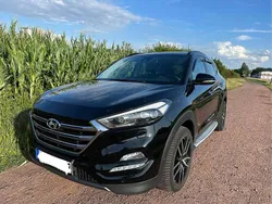 Schwarz Gebraucht 2016 Hyundai Tucson Premium SUV | 15.900 € (Fairer Preis)