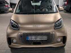 Gold Gebraucht 2023 Smart ForTwo Electric Drive Passion Exclusive Coupé | 13.800 € (Fairer Preis)