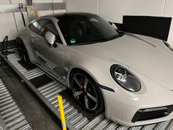 Grau Gebraucht 2020 Porsche 911 Carrera S Coupé | 126.000 € (Teuer)