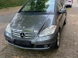 Grau Gebraucht 2010 Mercedes A160 Limousine | 5.000 € (Guter Preis)