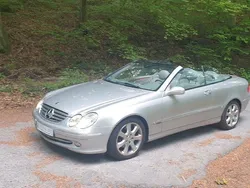 Silber Gebraucht 2003 Mercedes CLK200 Elegance Cabrio | 12.499 € (Teuer)