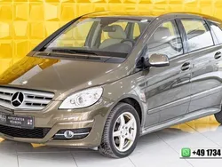 Braun Gebraucht 2009 Mercedes B200 Van / Kleinbus | 6.990 € (Fairer Preis)