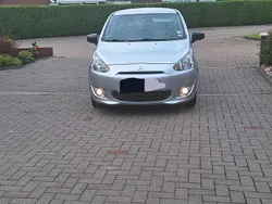 Silber Gebraucht 2015 Mitsubishi Space Star Kleinwagen | 5.399 €