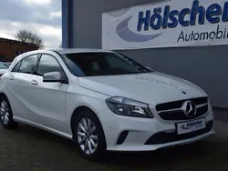 Weiß Gebraucht 2017 Mercedes A180 Limousine | 18.990 € (Fairer Preis)