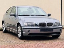 Grau Gebraucht 2003 BMW 318 Lifestyle Limousine | 2.490 € (Fairer Preis)