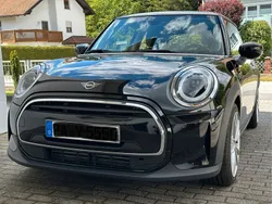 Schwarz Gebraucht 2021 Mini ONE Kleinwagen | 17.770 € (Guter Preis)