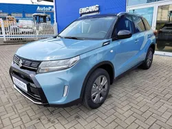 Ice grayish blue metallic Gebraucht 2025 Suzuki Vitara Comfort SUV | 27.450 € (Etwas zu teuer)