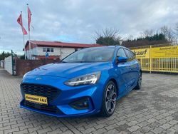 Blau Gebraucht 2019 Ford Focus ST-Line Limousine | 15.990 € (Fairer Preis)