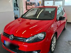 Rot Gebraucht 2011 VW Golf VI Sport Limousine | 5.999 € (Etwas zu teuer)