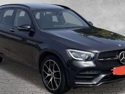 Grau Gebraucht 2019 Mercedes GLC300 AMG line SUV | 35.800 € (Fairer Preis)