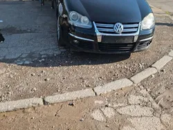 Schwarz Gebraucht 2006 VW Jetta Sportline Limousine | 1.100 € (Fairer Preis)