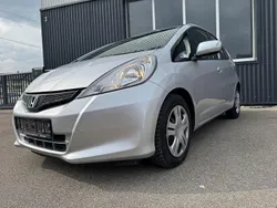 Silber Gebraucht 2011 Honda Jazz Trend Kleinwagen | 6.900 € (Fairer Preis)