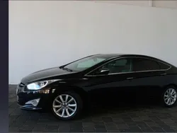 Schwarz Gebraucht 2013 Hyundai i40 Premium Limousine | 10.000 €