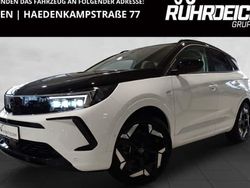 Jadeweiß (metallic) Gebraucht 2022 Opel Grandland X GSe SUV | 29.990 € (Teuer)