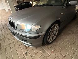 Silber Gebraucht 2004 BMW 330 Limousine | 5.000 € (Fairer Preis)